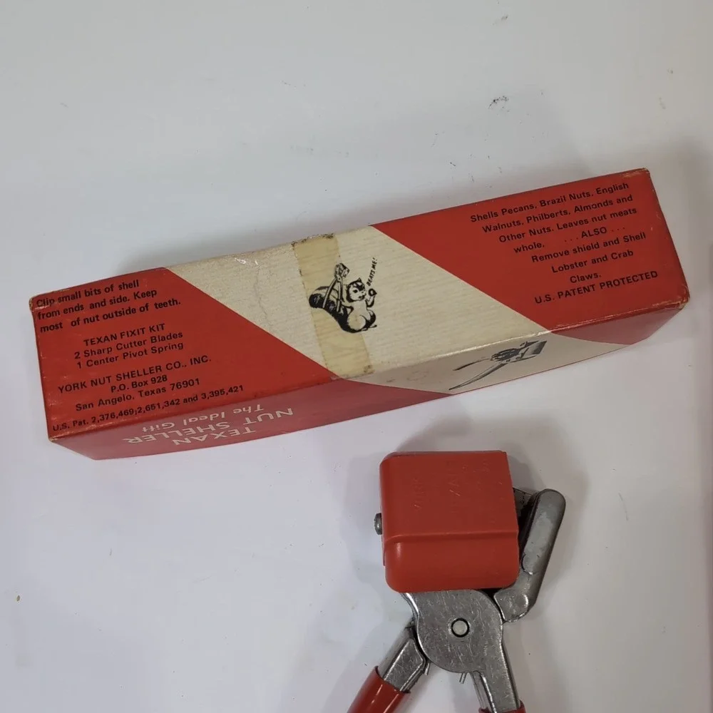 Texan York Pecan Nut  Sheller Cracker Open Box with Papers Pecans Walnuts Almond